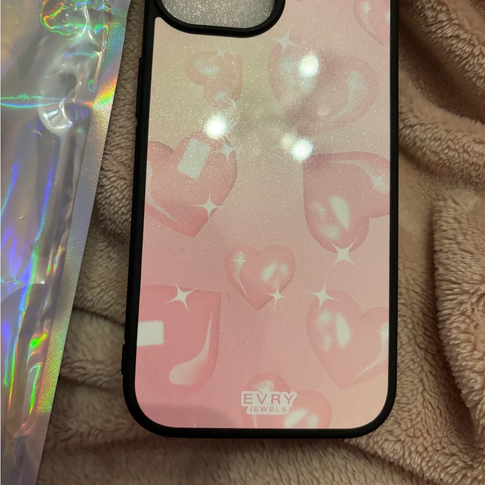 Phone case - Picture 3 of 4